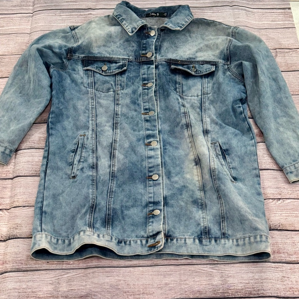 Classic Blue Women's Acid Wash Jean Jacket